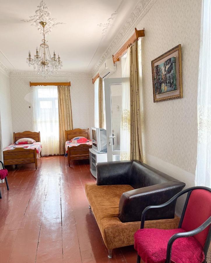 Guesthouse On Agmashenebeli 328 Кобулети Екстериор снимка