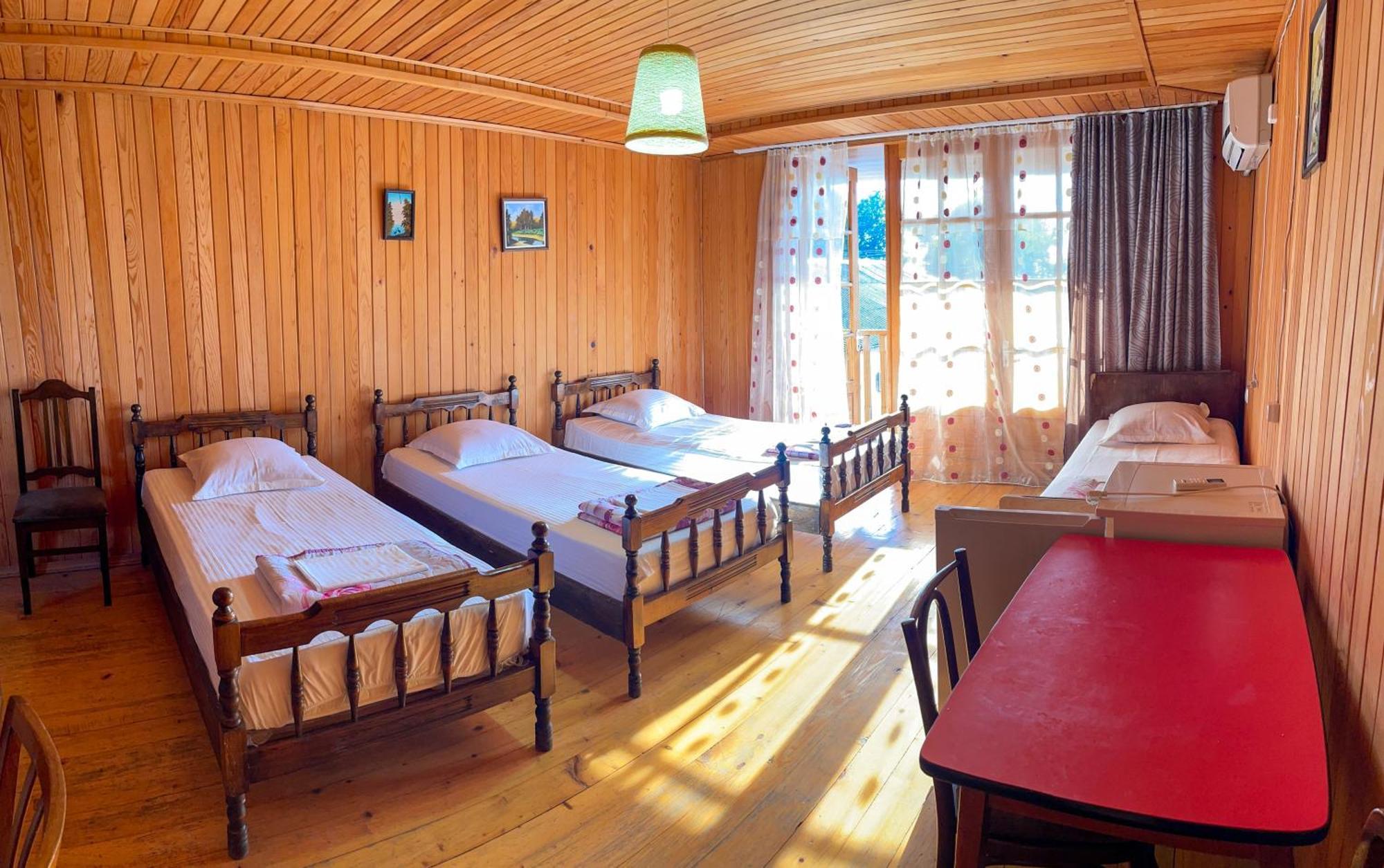 Guesthouse On Agmashenebeli 328 Кобулети Екстериор снимка