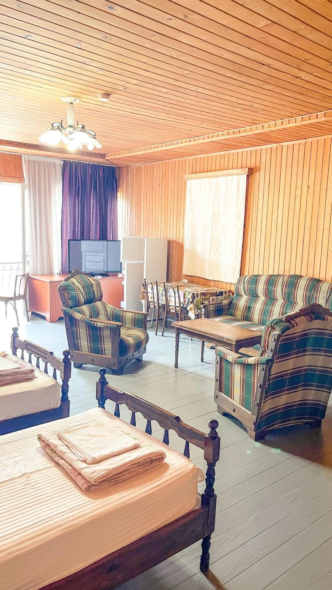 Guesthouse On Agmashenebeli 328 Кобулети Екстериор снимка